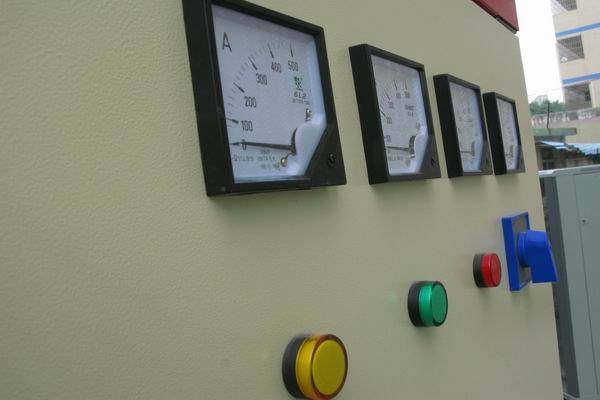 静安配电柜-3683讲讲配电柜注意事项